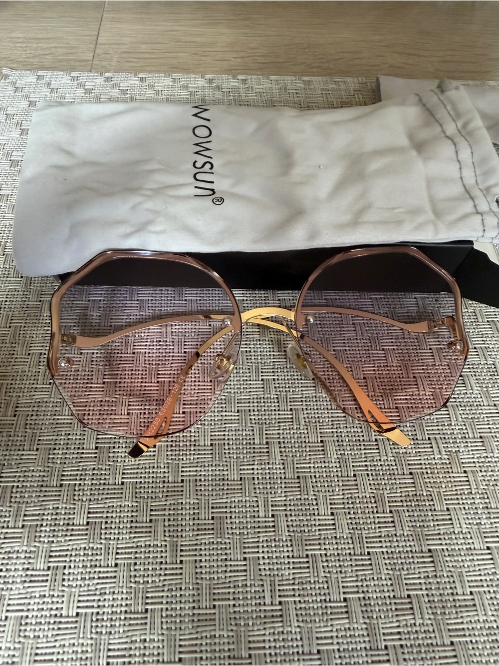 WOWSUN Oversized Geometric Pink Lens Sunglasses Gold Metal Frame